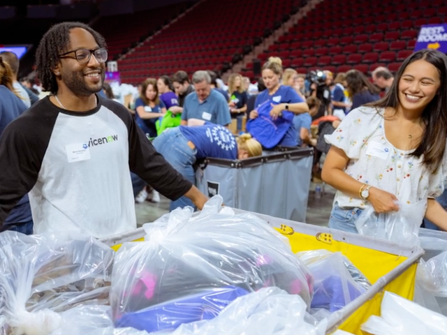 ServiceNow forward deployed engineering teamServiceNow employees volunteering