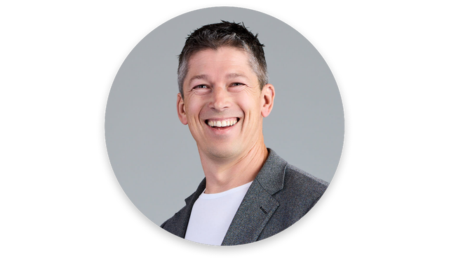 Tim Lloyd headshot