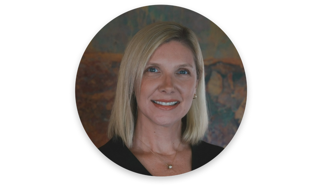 Kim Lee headshot