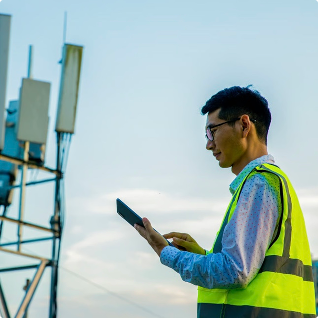 Field technician connectivity