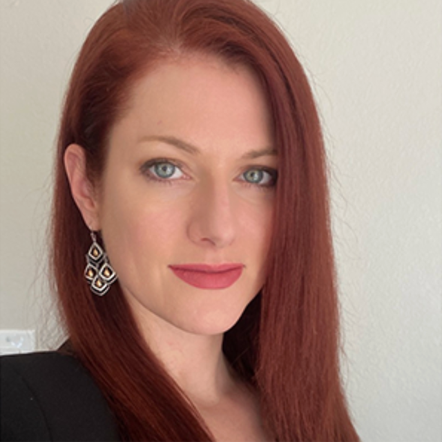 Alexandra Dmytriw headshot