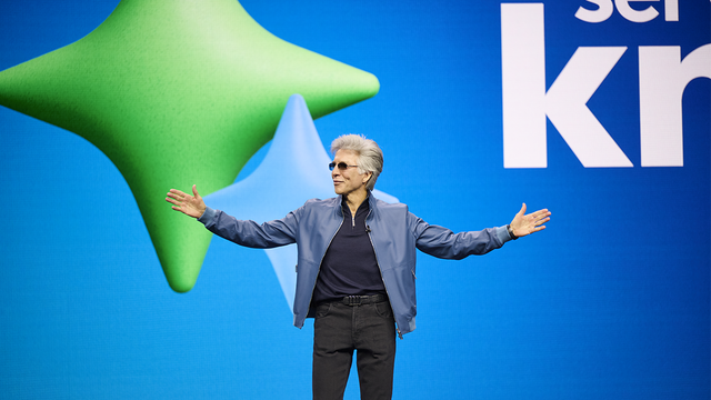 ServiceNow CEO Bill McDermott giving the opening keynote at ServiceNow Knowledge