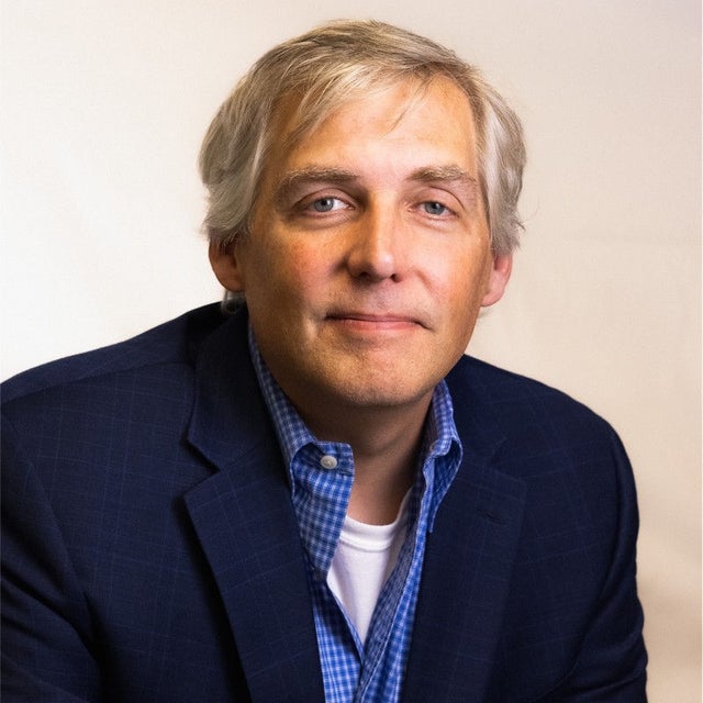 Christopher Shutts headshot